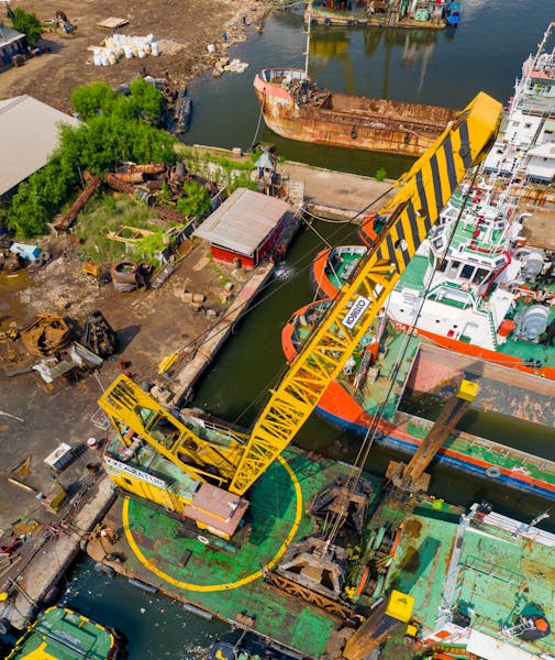 Deck cranes and cargo handling equipment